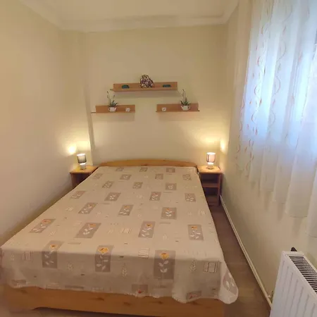 In - Balaton 19786 Daire *